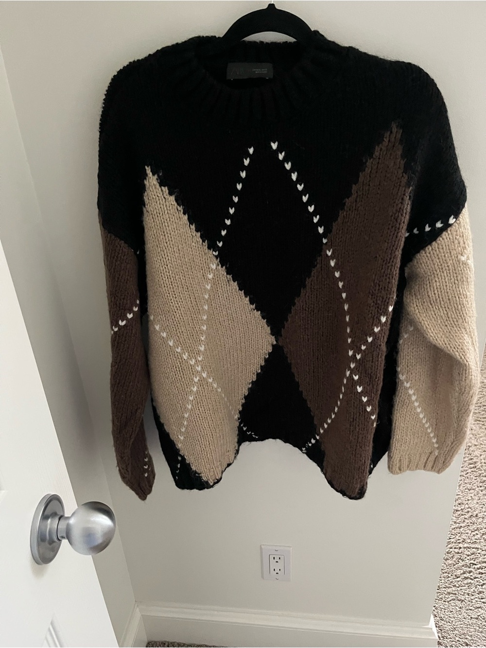 Zara chunky knit argyle sweater in black, brown, beige and ivory
